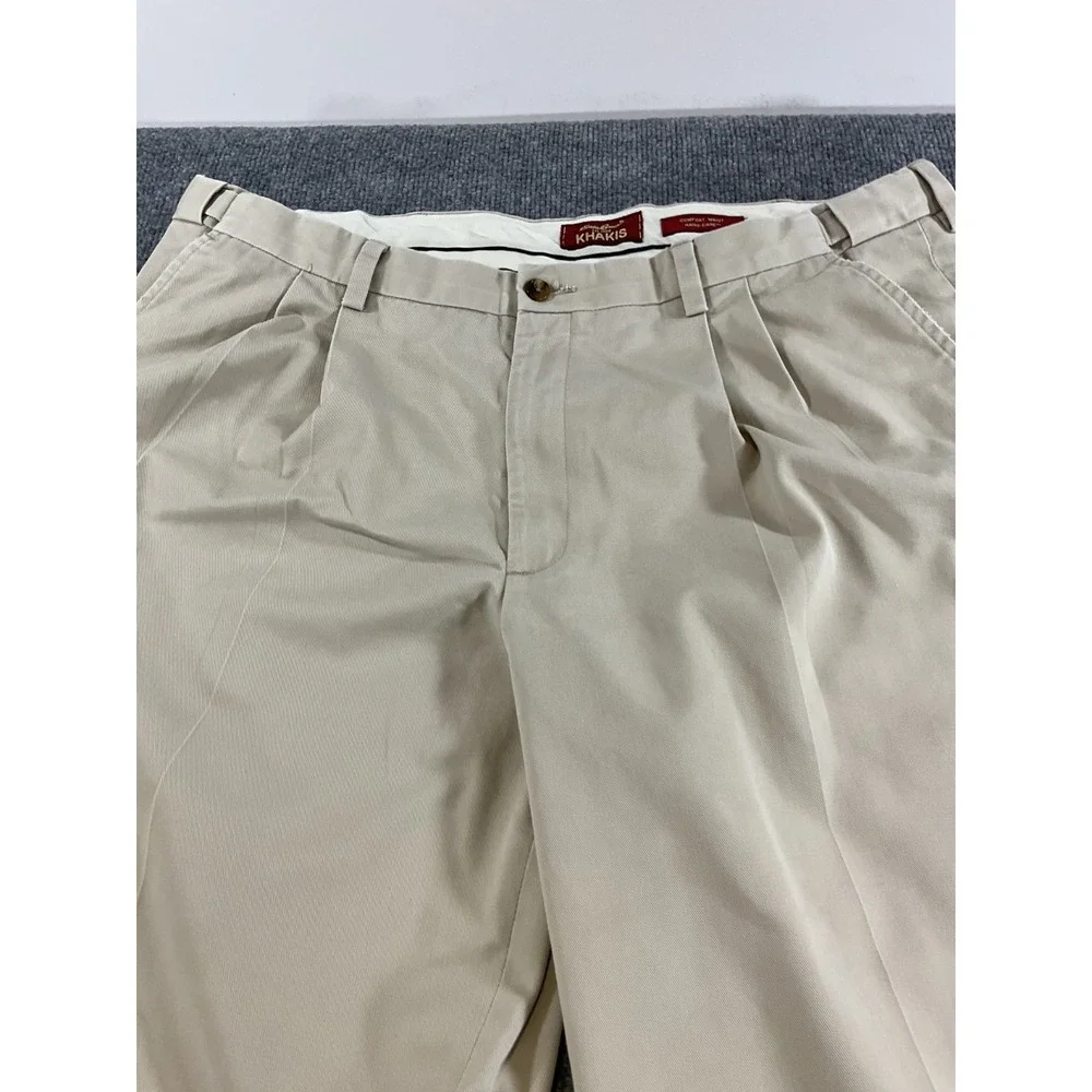 Eddie Bauer Khaki Pants Mens 40W Relaxed Fit Comfort Waist 100% Cotton Tan Casua